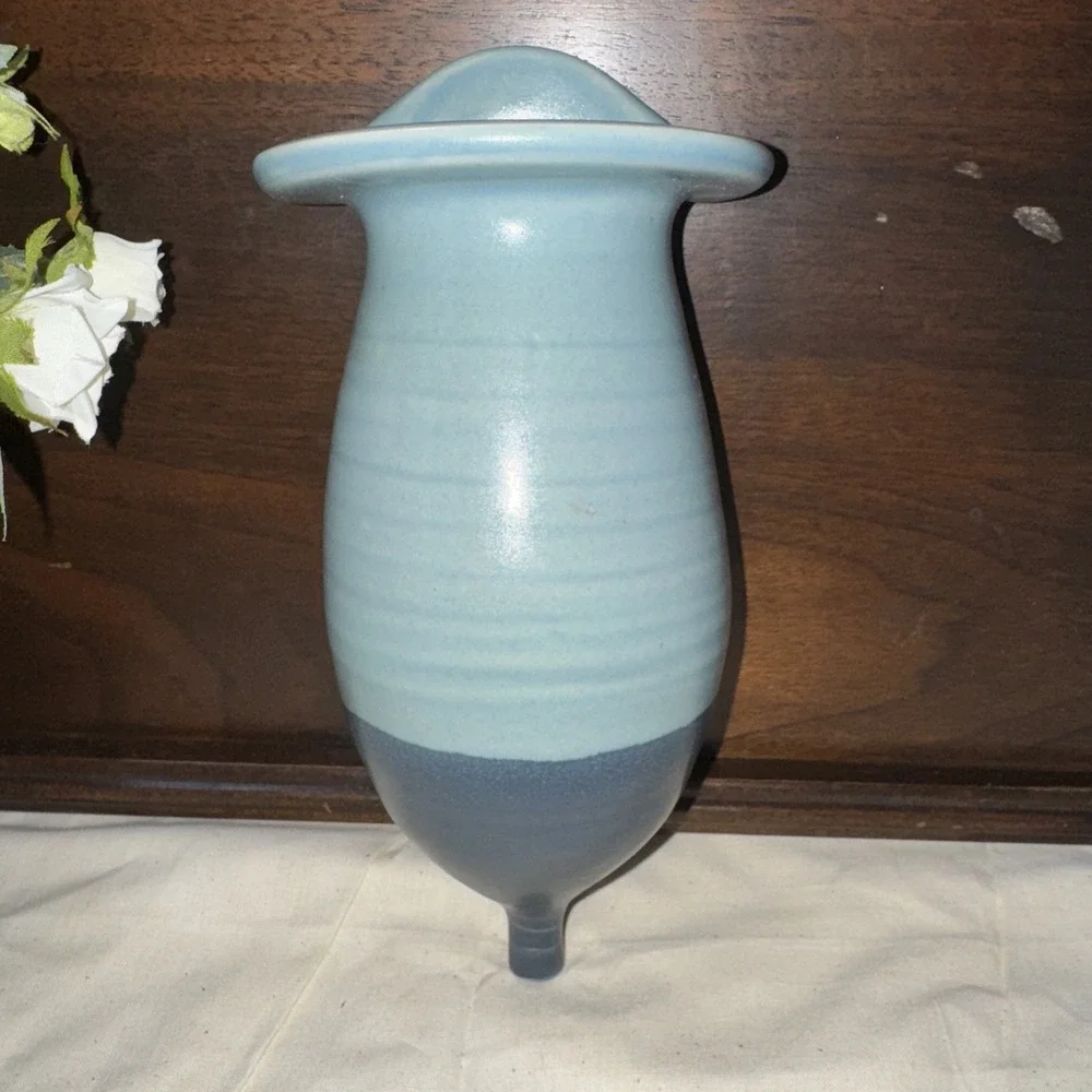 One Acre Ceramics Wall Vase‎ Pottery 8,5